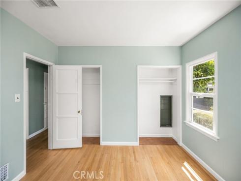 1112 N Lowell , Santa Ana, CA