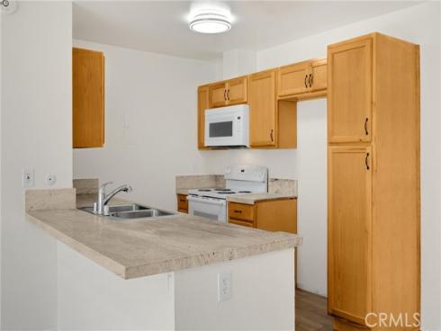2521 W Sunflower R8 Avenue, Santa Ana, CA