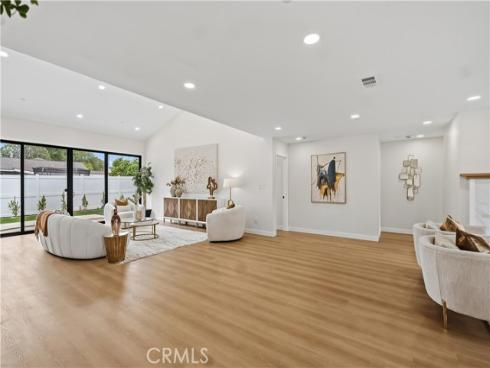 12621 Singing Wood Drive, Santa Ana, CA