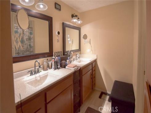 1801  Park Glen  B , Santa Ana, CA