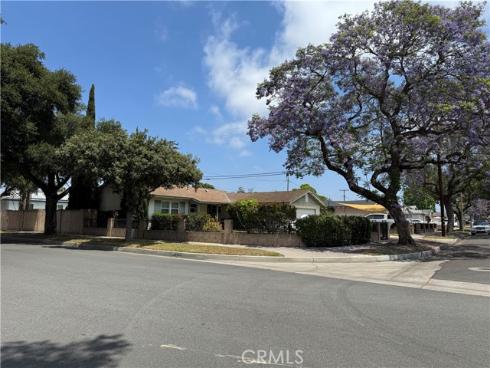 3621 W Crystal Ln. , Santa Ana, CA