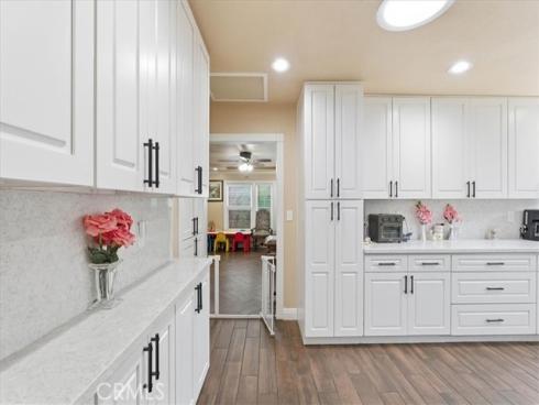 1614 S Flower , Santa Ana, CA