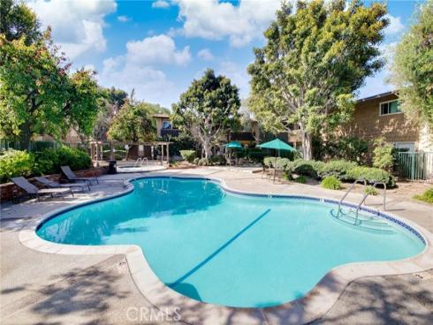 3050 S Bristol  1J , Santa Ana, CA