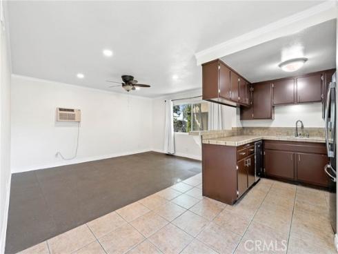 3050 S Bristol  1J , Santa Ana, CA
