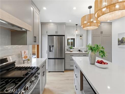 2534 Santiago Street, Santa Ana, CA