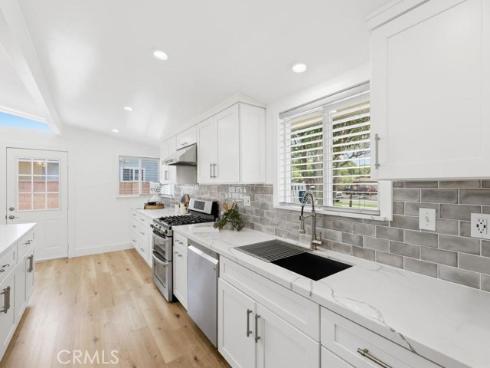 1509 W Santa Clara , Santa Ana, CA