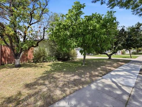 1509 W Santa Clara , Santa Ana, CA