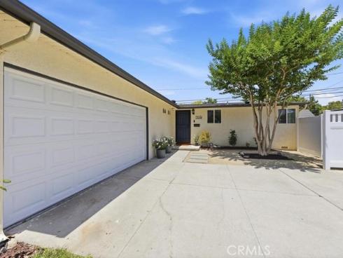 1509 W Santa Clara , Santa Ana, CA