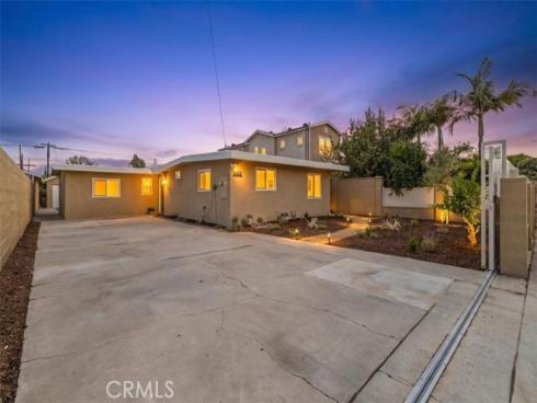 2422 W Pomona Street, Santa Ana, CA