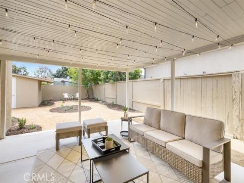2422 W Pomona Street, Santa Ana, CA