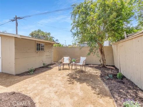 2422 W Pomona Street, Santa Ana, CA
