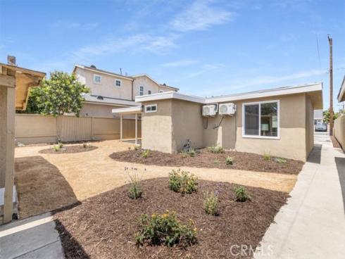 2422 W Pomona Street, Santa Ana, CA