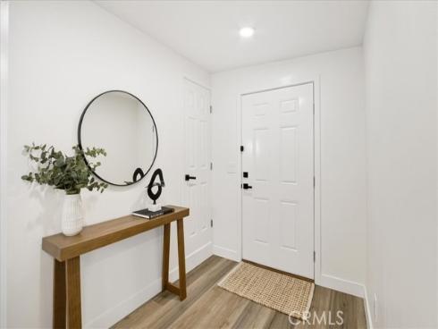 2422 W Pomona Street, Santa Ana, CA