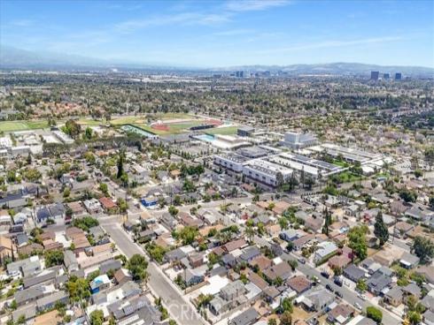 2422 W Pomona Street, Santa Ana, CA