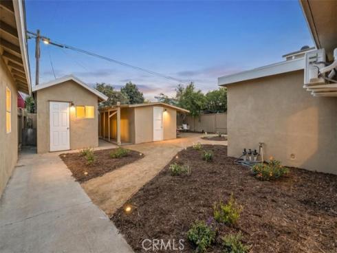 2422 W Pomona Street, Santa Ana, CA