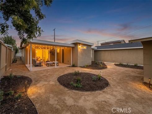 2422 W Pomona Street, Santa Ana, CA