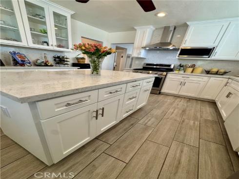 1205 S Flower , Santa Ana, CA