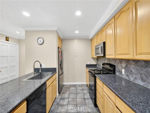 2521 W Sunflower H6 , Santa Ana, CA
