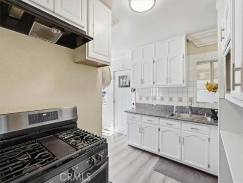 1055 W Pine , Santa Ana, CA