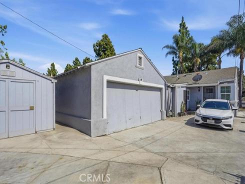 1055 W Pine , Santa Ana, CA
