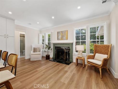 1901 N Greenbrier   Street, Santa Ana, CA