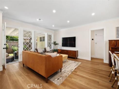 1901 N Greenbrier   Street, Santa Ana, CA