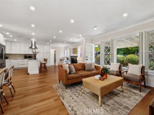 1901 N Greenbrier   Street, Santa Ana, CA