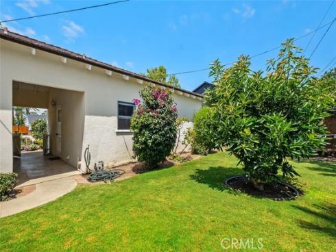 1901 N Greenbrier   Street, Santa Ana, CA
