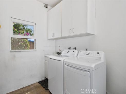 1901 N Greenbrier   Street, Santa Ana, CA