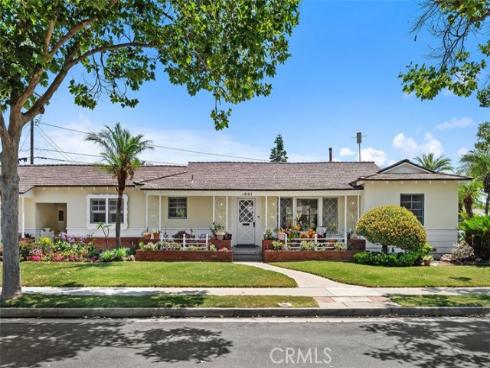 1901 N Greenbrier   Street, Santa Ana, CA