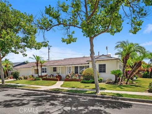 1901 N Greenbrier   Street, Santa Ana, CA