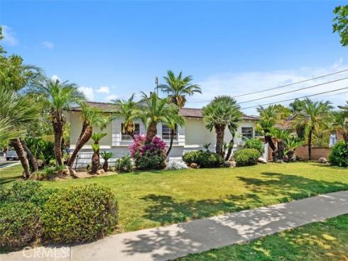 1901 N Greenbrier   Street, Santa Ana, CA