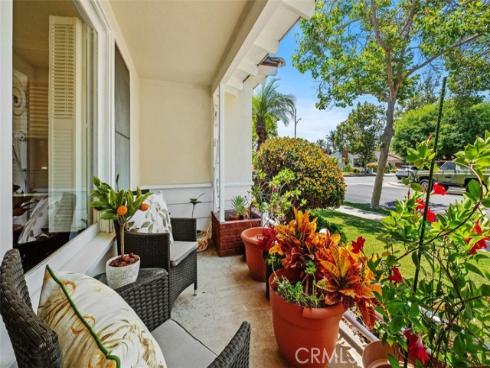 1901 N Greenbrier   Street, Santa Ana, CA