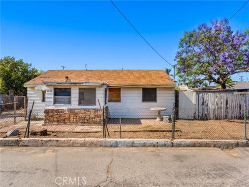 4521 W Watkins , Santa Ana, CA
