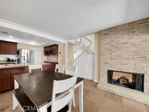 2626 N Tustin A , Santa Ana, CA