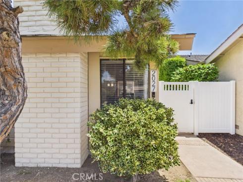 2027 E Fruit , Santa Ana, CA