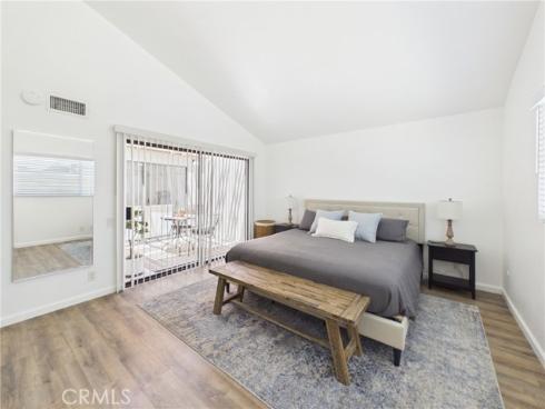 2027 E Fruit , Santa Ana, CA