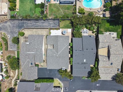 2027 E Fruit , Santa Ana, CA