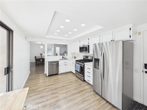 2027 E Fruit , Santa Ana, CA