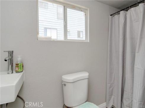 813 E Chestnut , Santa Ana, CA