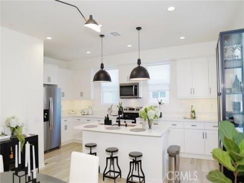 254 N Standard Avenue, Santa Ana, CA