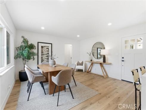 1433 W Saint Andrew , Santa Ana, CA