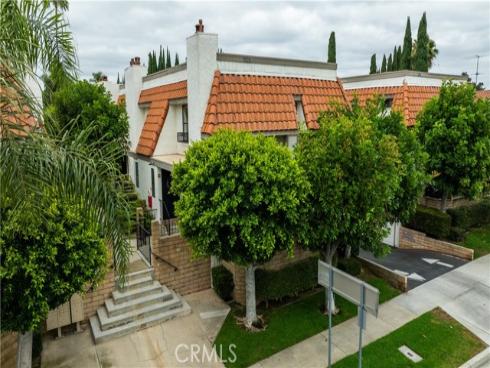 2206 N Broadway 27 , Santa Ana, CA