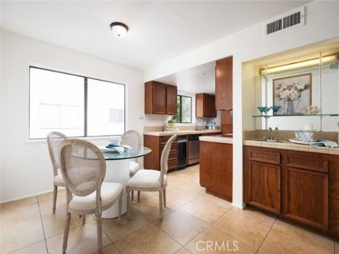 2206 N Broadway 27 , Santa Ana, CA