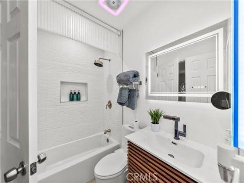 2921  S Sycamore St  E , Santa Ana, CA