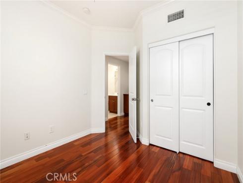2925 W Edinger   Avenue, Santa Ana, CA