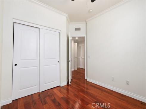 2925 W Edinger   Avenue, Santa Ana, CA