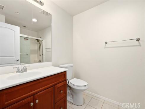 2925 W Edinger   Avenue, Santa Ana, CA