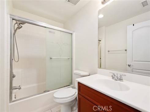2925 W Edinger   Avenue, Santa Ana, CA