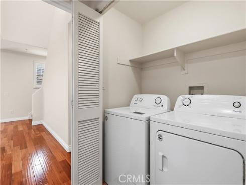2925 W Edinger   Avenue, Santa Ana, CA